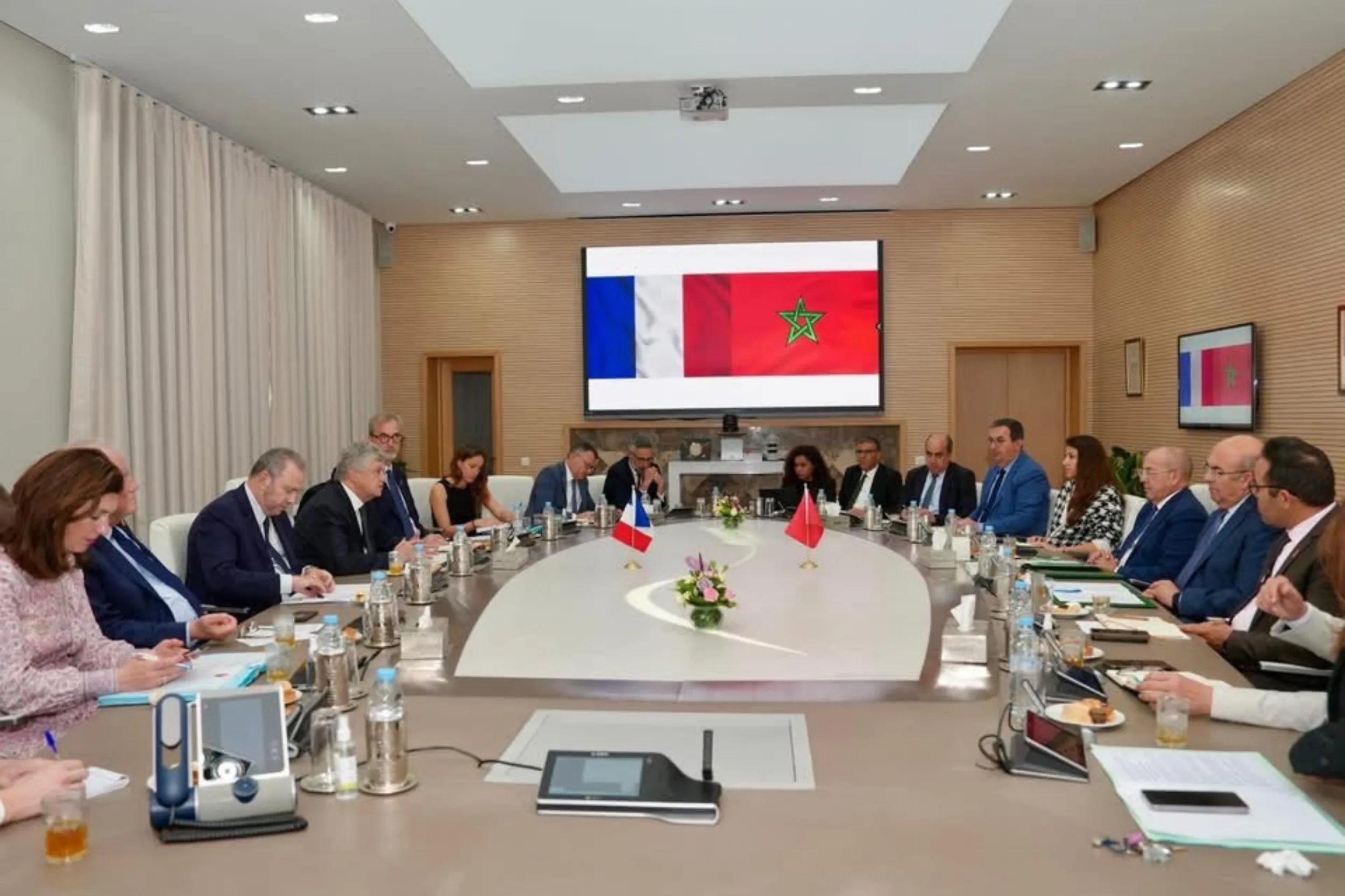 المغرب وفرنسا يعززان التعاون في الفلاحة والصناعات الغذائية