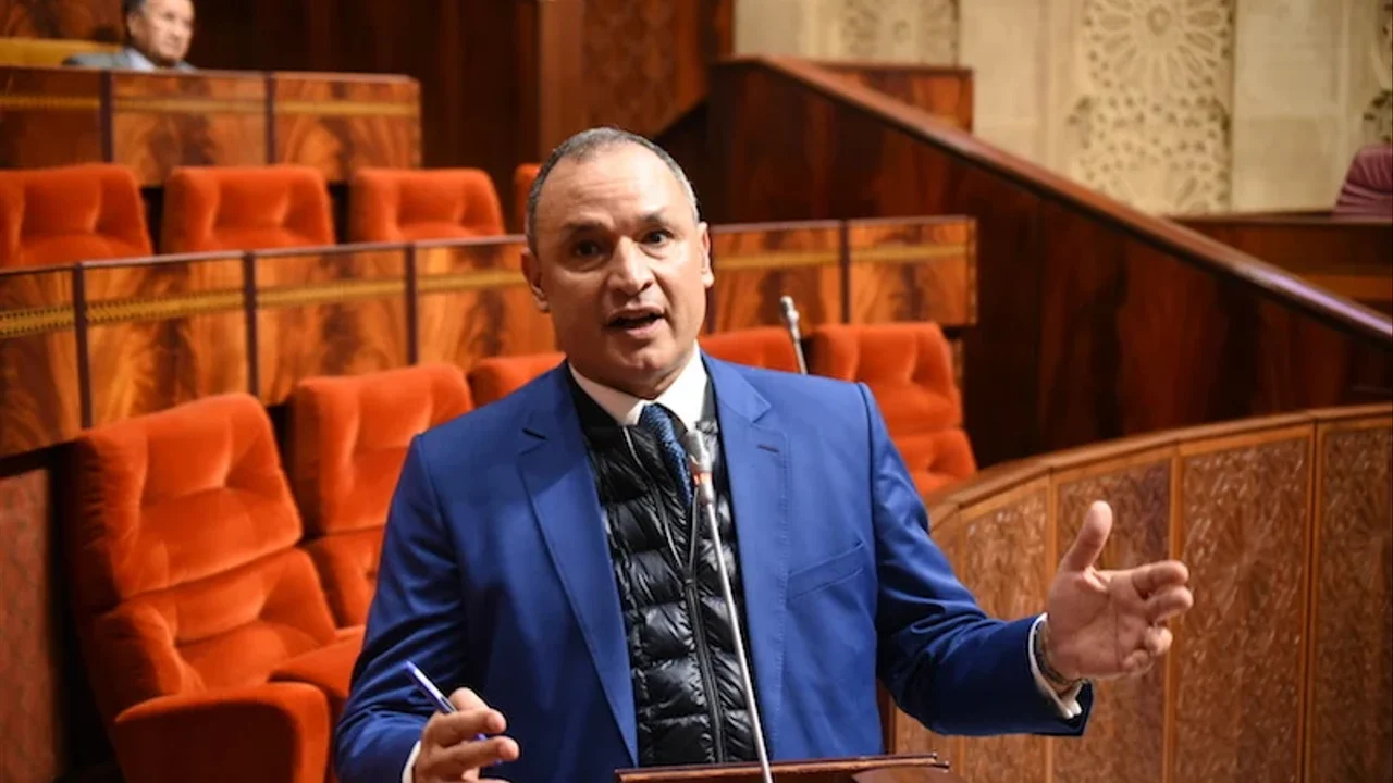 مزور: المنصات اللوجستية والصناعية والمالية رافعات رئيسية للسيادة الاقتصادية