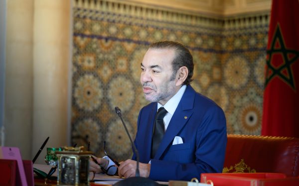 الملك محمد السادس يضع التنمية المجالية وتحسين ظروف عيش الساكنة في صلب الدينامية الاقتصادية