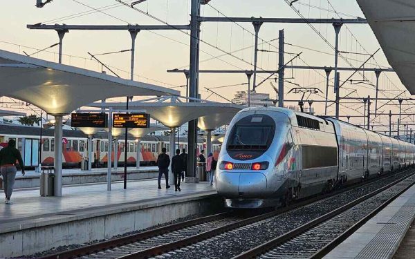 استثمارات بـ 134 مليار درهم لتطوير السكك الحديدية وتعزيز الربط الإفريقي في أفق 2030