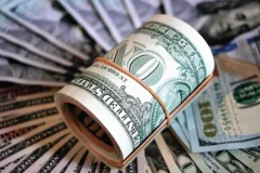 أسعار صرف أهم العملات الأجنبية اليوم الجمعة